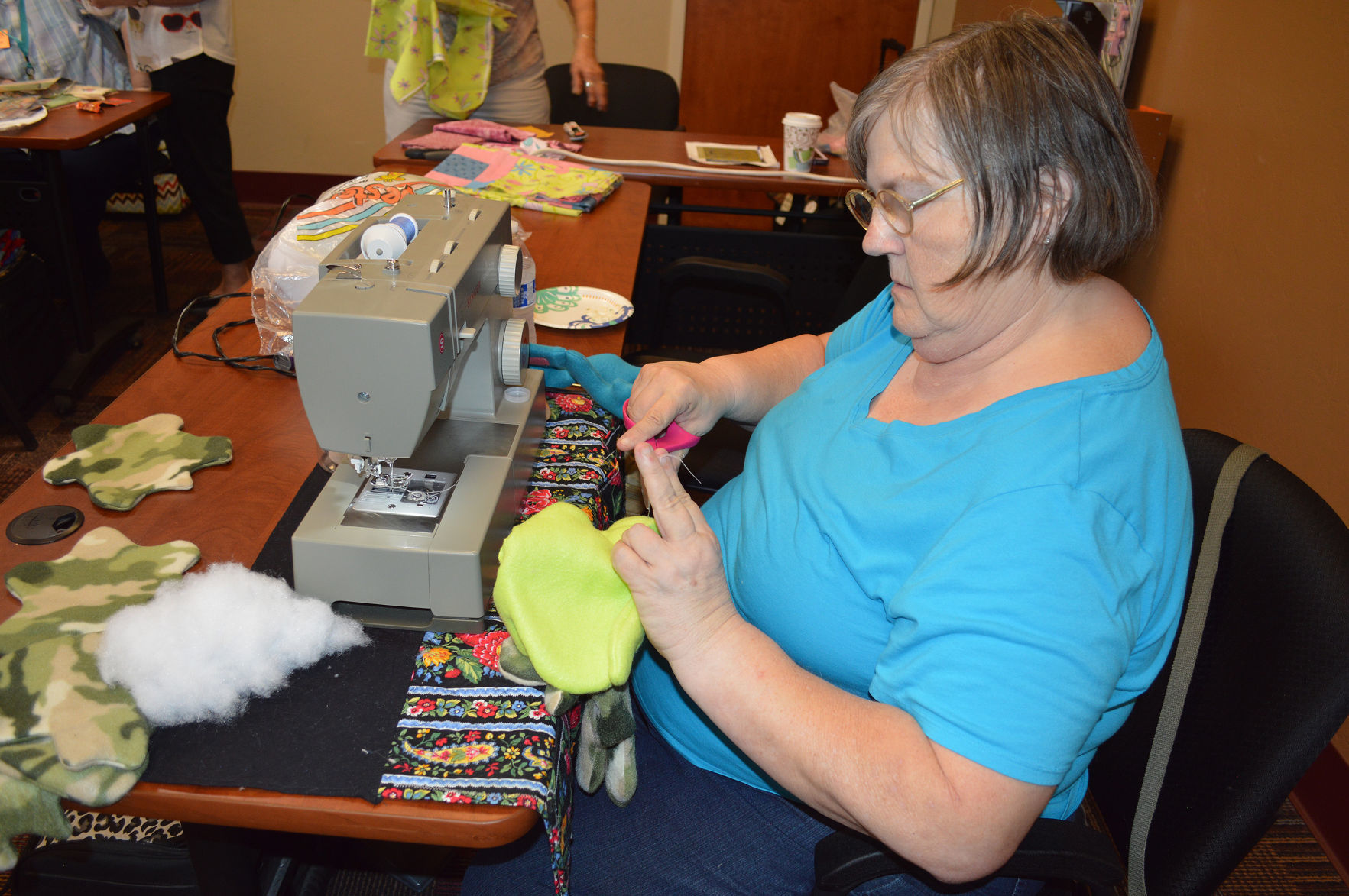 Aviva Divas enjoy camaraderie while sewing for others